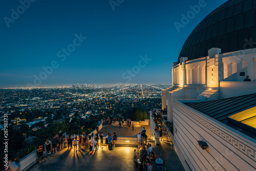 Schilderij op canvas Griffith Observatory at night, in Griffith Park, Los Angeles, California