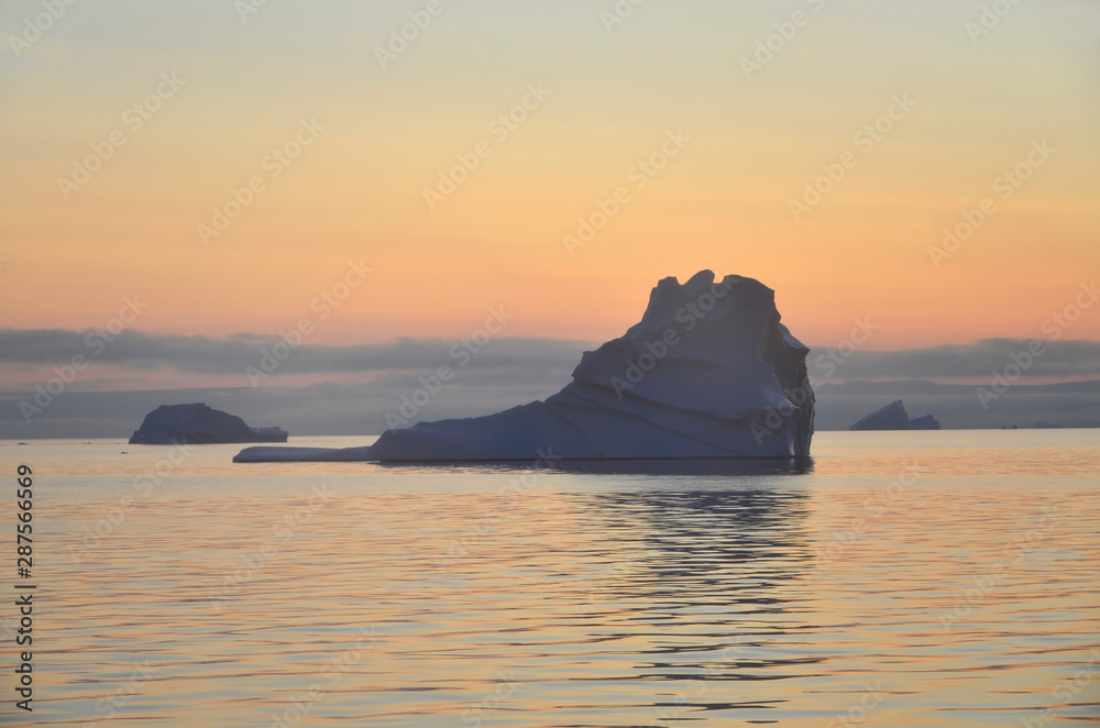 Eisberg im Abendlicht, Diskobucht, Grönland