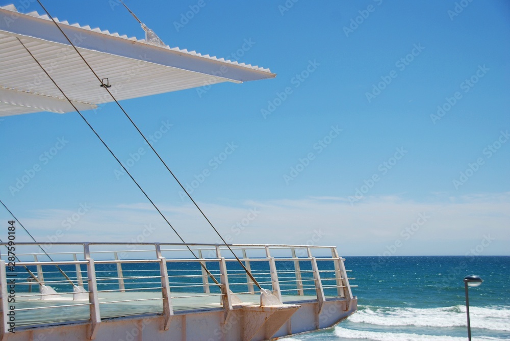Mirador frente al mar