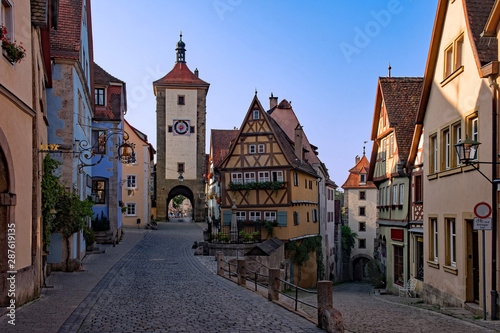 Am Pl  nlein in der Altstadt von Rothenburg ob der Tauber in Mittelfranken  Bayern  Deutschland