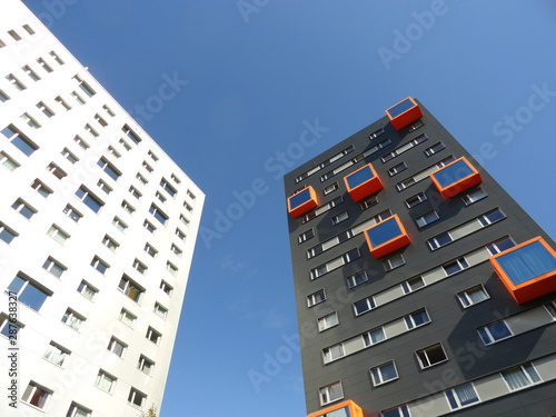 modernisiertes Hochhaus
