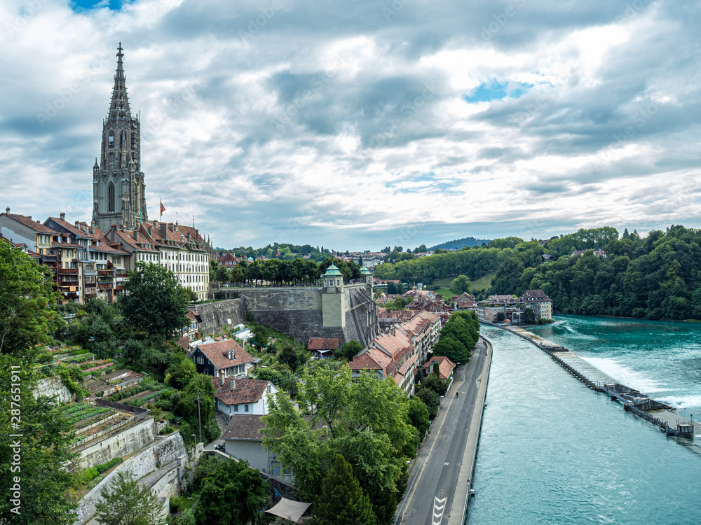 Fototapeta premium Bern Munster above the River Aare
