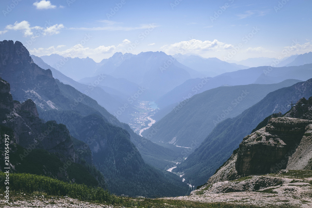 Fototapeta premium Beautiful Tre Cime Landscapes