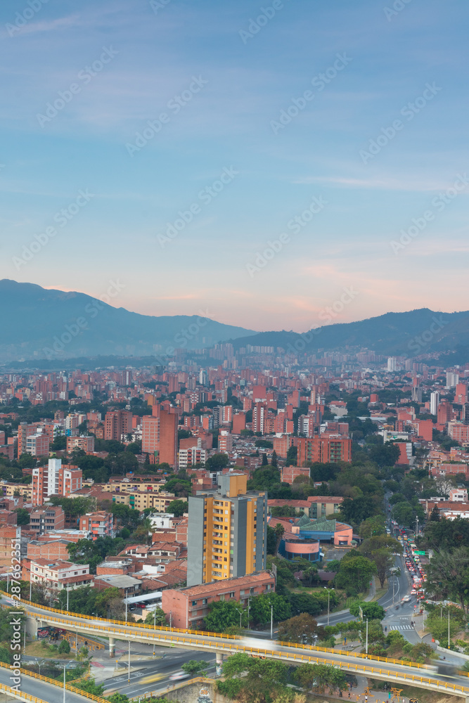 Amaneceres en la Ciudad de Medellín