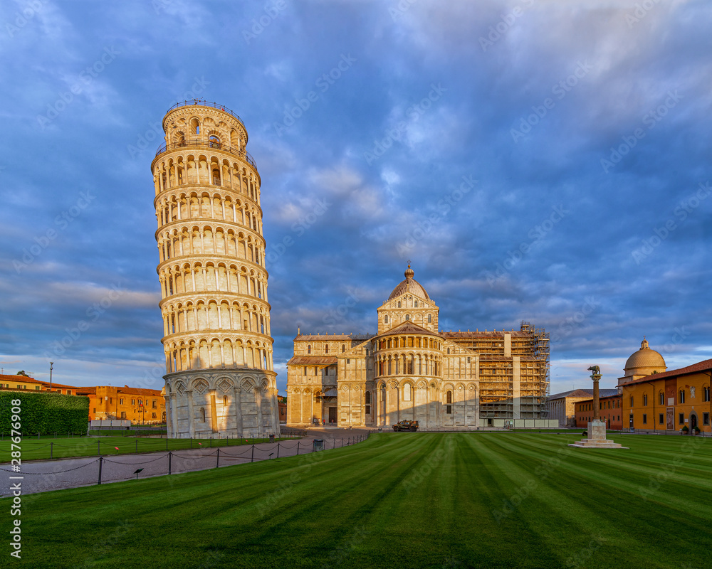 Europe, Italy, Tuscany, Pisa. The leaning tower of Pisa with amazong morning lights. Popular tourist destination. 