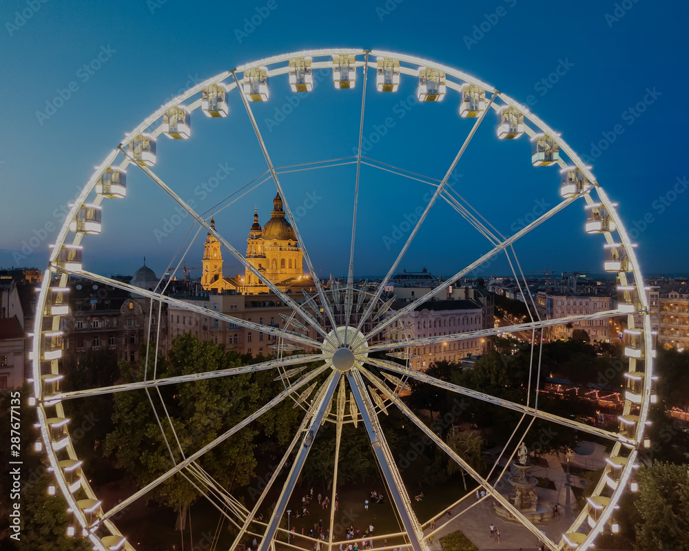 St Stephen basilica cuples, Budapest Eye ferris wheel