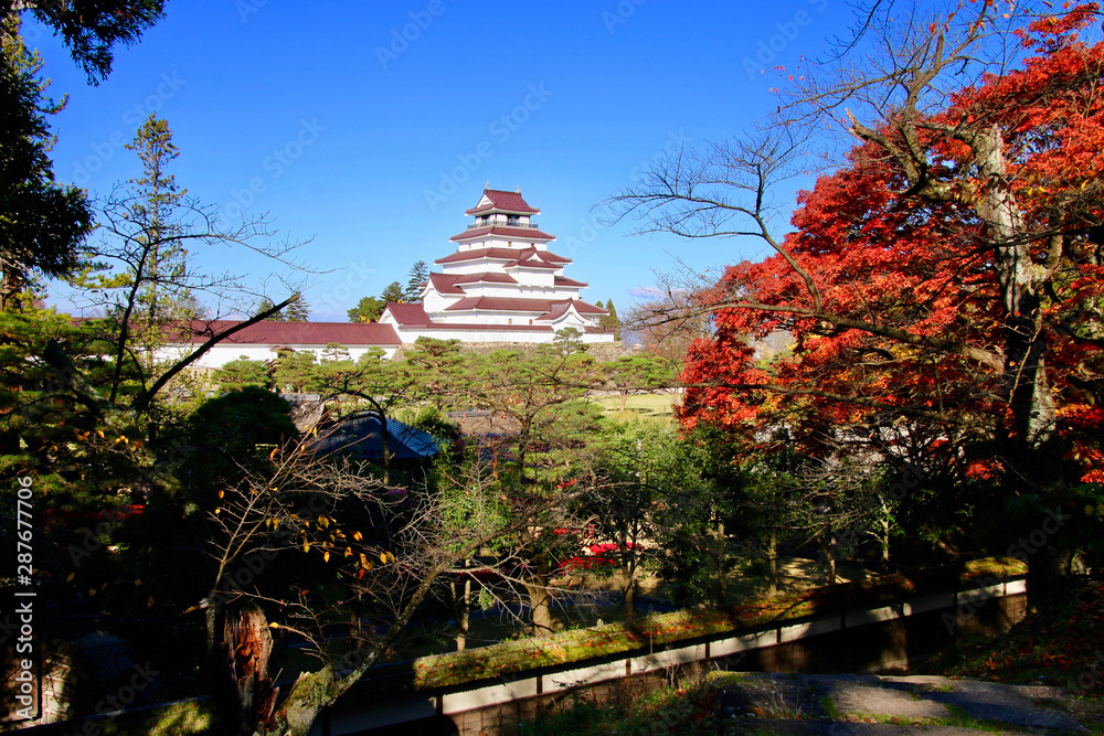 秋の鶴ヶ城(福島県・会津若松市) 秋の鶴ヶ城(福島県・会津若松市)