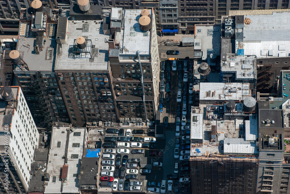 Vogelperspektive auf Wolkenkratzer und Hochhäuser in Manhattan, New York