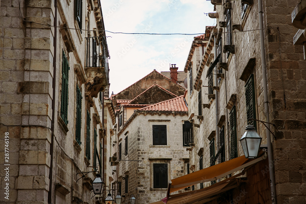 old town streets strewn with old stones