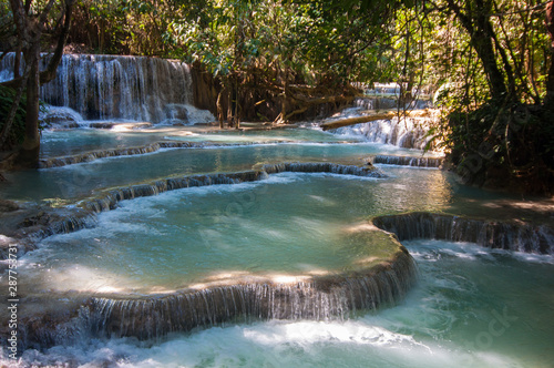 cascade de Kuang si