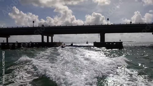 Florida power boat wake