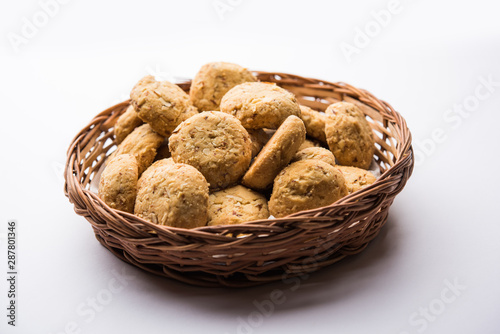 Nan khatai or Nankhatai is an authentic Indian sweet and savory eggless cookie loaded with dry fruits 