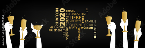 Wünsche und Vorsätze Banner Jahr 2020 Sektgläser Hände