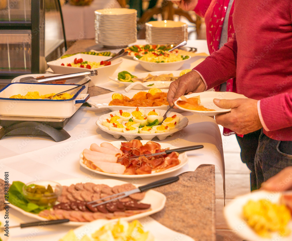 All You Can Eat Frühstück Frankfurt stock.adobe.com