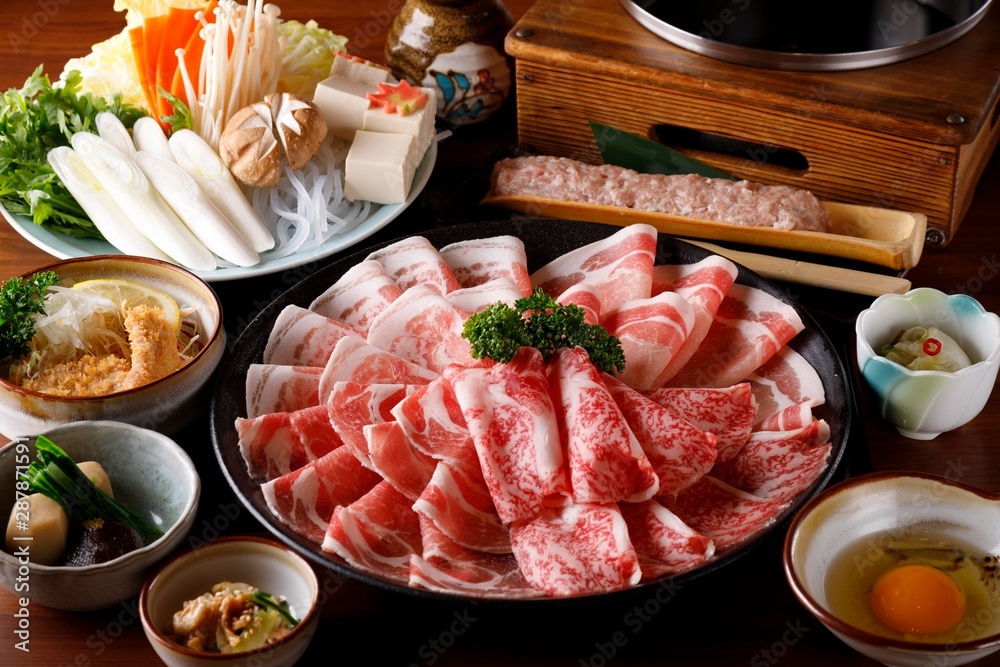 Ταπετσαρία Japanese food sukiyaki Shabu-shabu