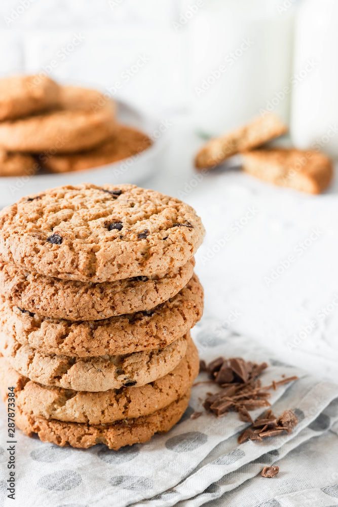 Classic oatmeal cookies with chocolate Classic oatmeal cookies with chocolate