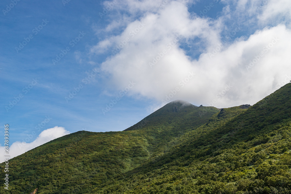  Mt. Iwaki with an open view