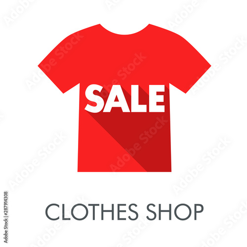 Logotipo con texto CLOTHES SHOP con camiseta con texto SALE con sombra en color rojo