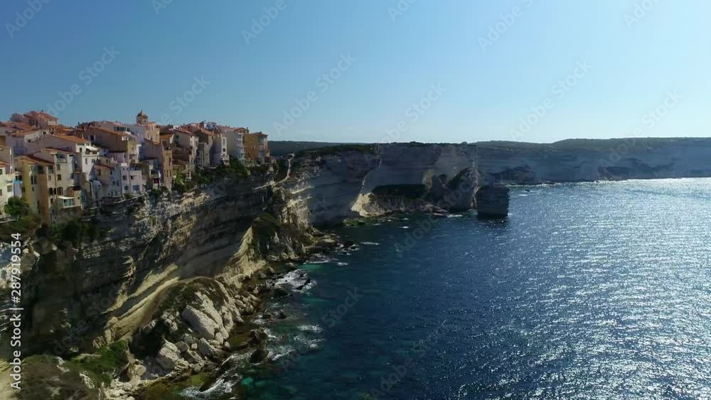 Citadelle et falaise de Bonifacio