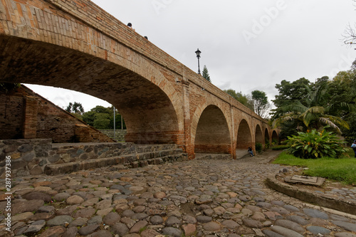 Tableau sur toile Park w centrum Popayan, Kolumbia