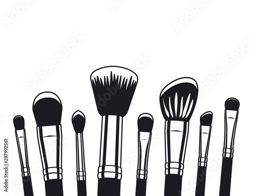 set of applicators make up brushes accessories