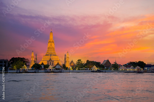 Wat Arun Temple at sunset in bangkok.