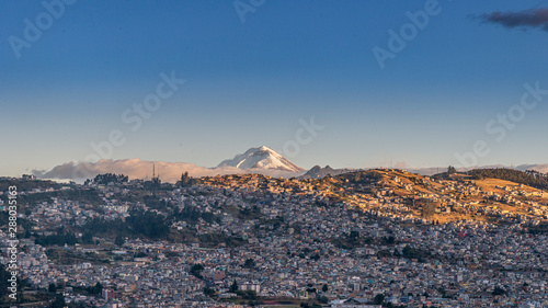 quito cotopaxi