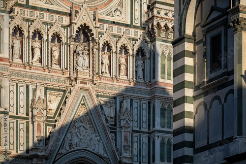 Obraz na płótnie Detail view of beautiful facade The Dome (Santa Maria del Fiore), Florence, Italy w salonie
