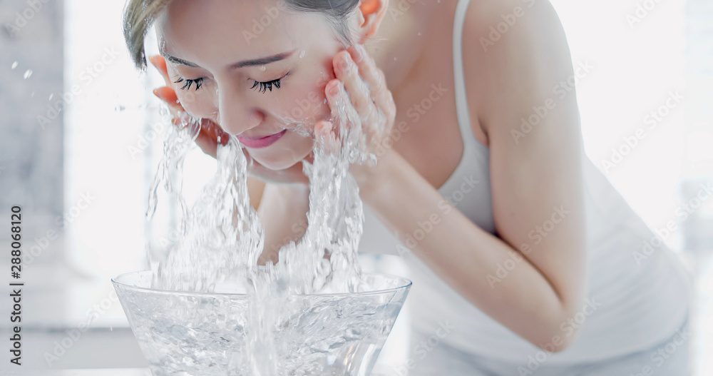 beauty woman wash her face beauty woman wash her face