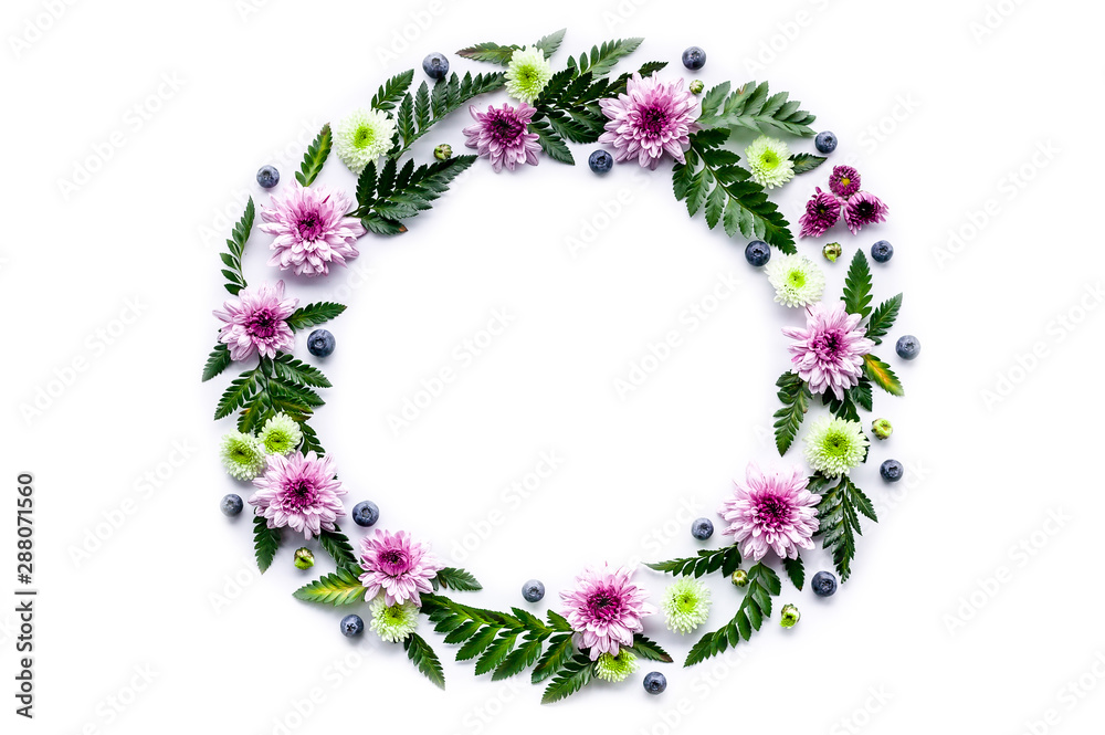 Round frame flowers and berries pattern. Floral Template for wedding or greeting card on a white background. Copy space