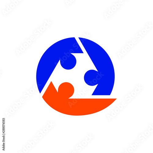 Persons Team Work Logo. Camera Shutter Symbol. Icon Vector Eps 10.