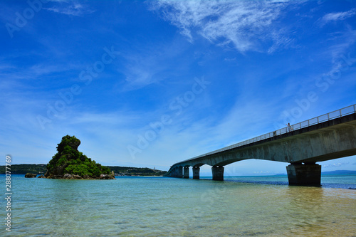 離島と橋