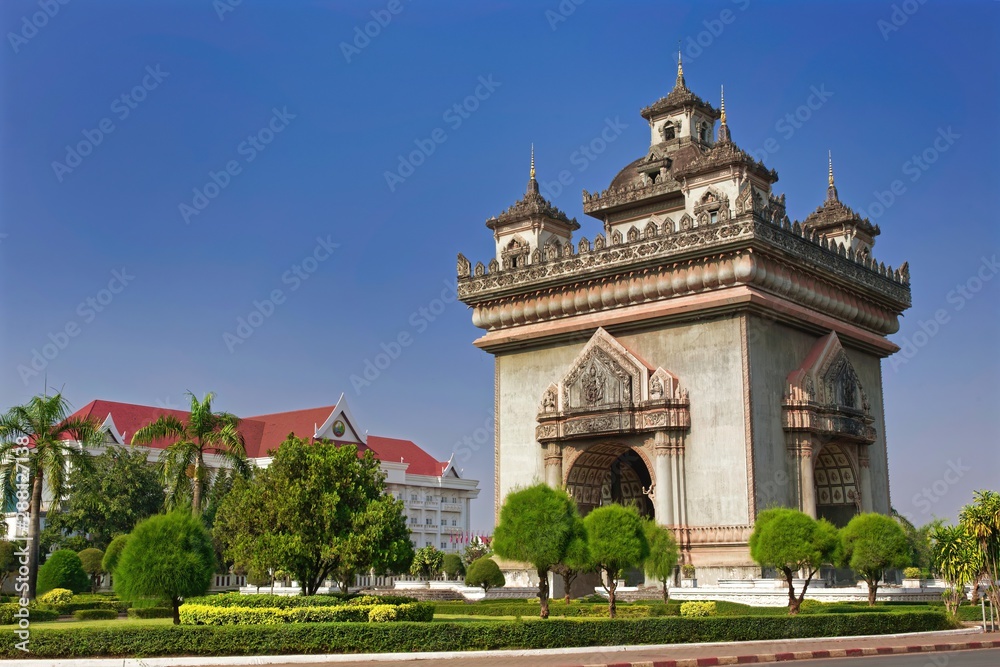 Anousavary Patuxay (Victory Gate) in Vientiane Laos Anousavary Patuxay (Victory Gate) in Vientiane Laos