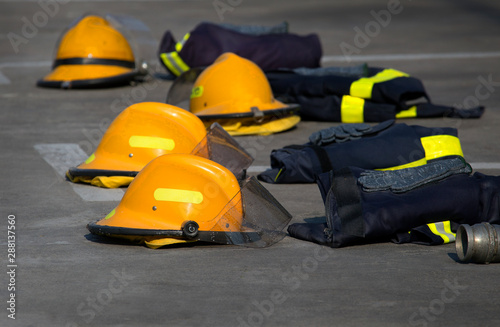  helmet and fire fighter equipments
