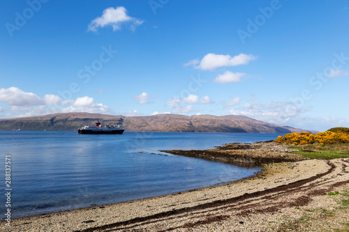 ferry leaving craignure port in mull