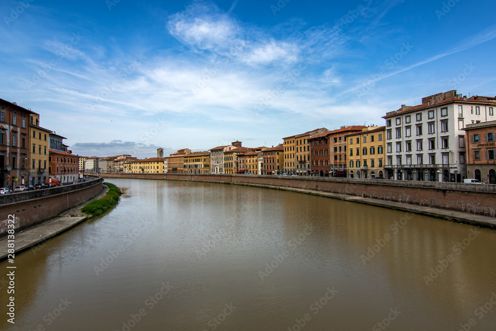 panorama lungarno Pisa