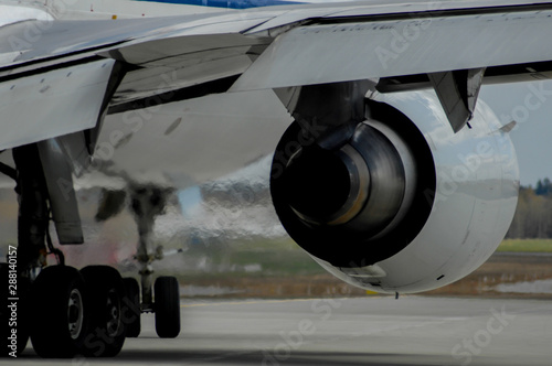 Photography engine cargo plane dc-10