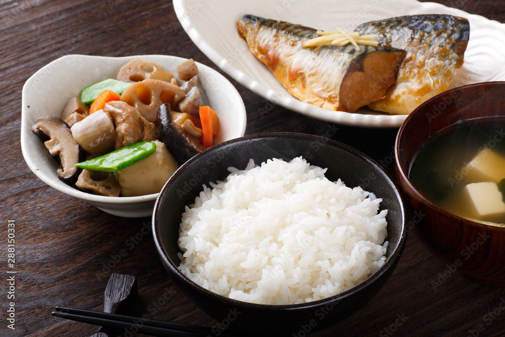 日本の食卓 日本の食卓
