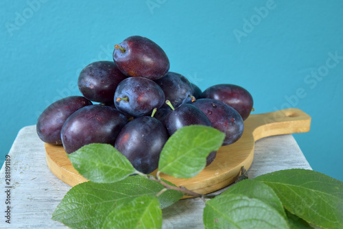 węgierka śliwka, jedzenie, śliwa, swieży, dojrzałe, zdrowa, słodki, fiolet, deser, owoc, soczysty, naturalny, dieta, gronowy, przepyszny, smaczny, wegetarianin, dary natury, nalewka, śliwowica, ciasto