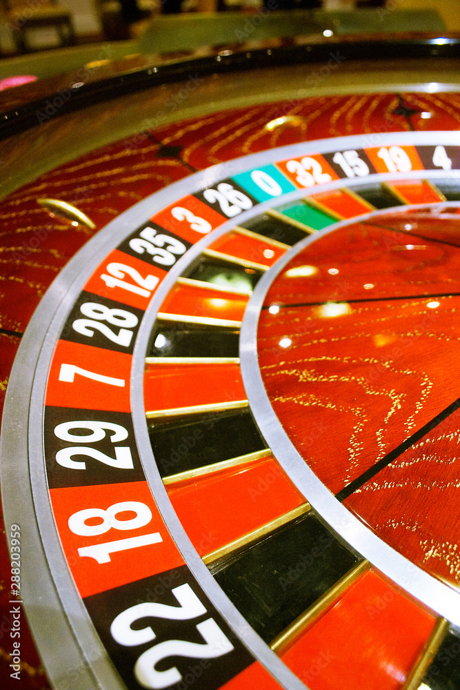 Obraz premium beautiful casino roulette close-up with playing chips