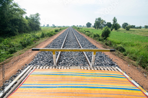Foto CAMBODIA BATTAMBANG BAMBOO TRAIN