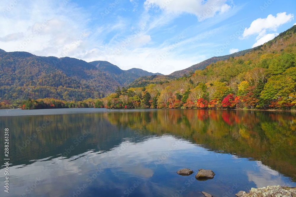 山が映る秋の湯ノ湖／Lake Yunoko in Nikko City, Tochigi Prefecture, Japan
