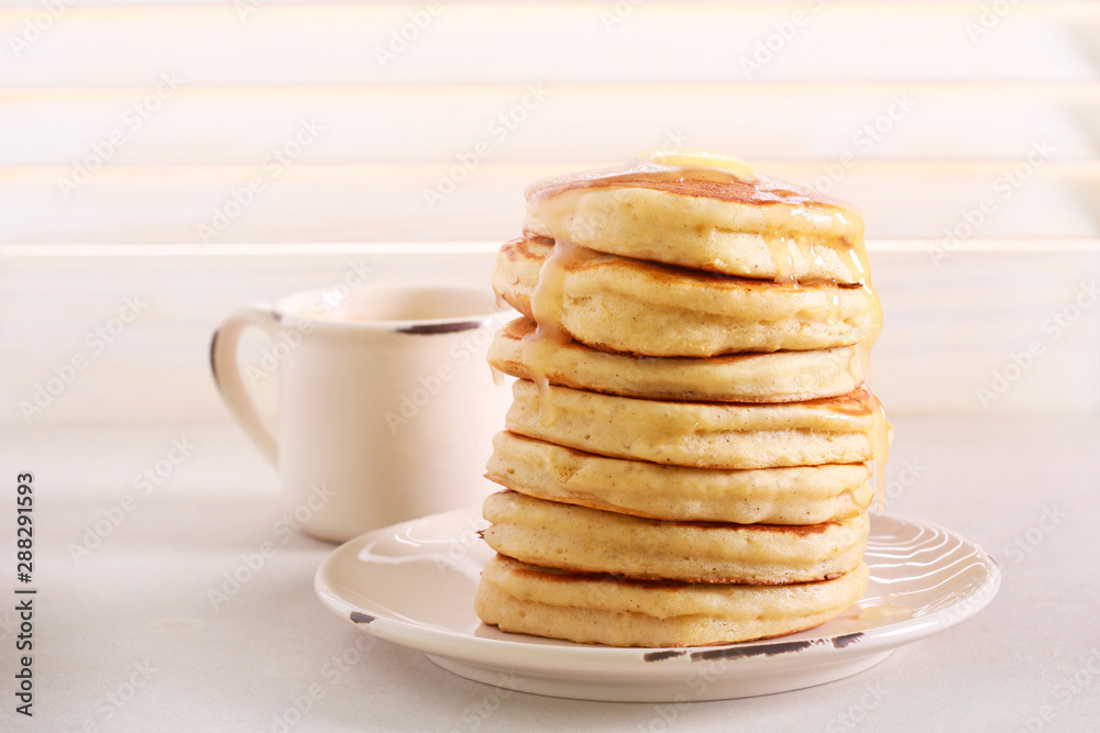 Fluffy buttermilk pancakes Fluffy buttermilk pancakes