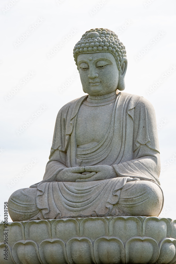 Fototapeta premium Buddhist temple in Foz do Iguazu