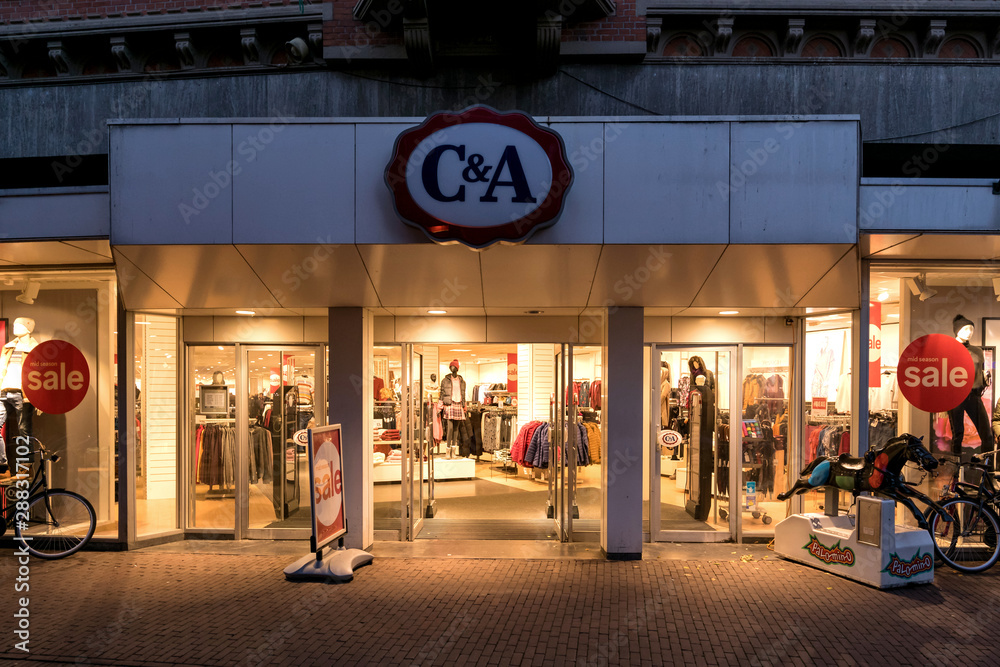 SNEEK, THE NETHERLANDS - NOVEMBER 2, 2018: C&A branch. C&A is an  international chain of fashion retail clothing stores, with European head  offices in Vilvoorde, Belgium, and Dusseldorf, Germany. Stock Photo | Adobe  Stock