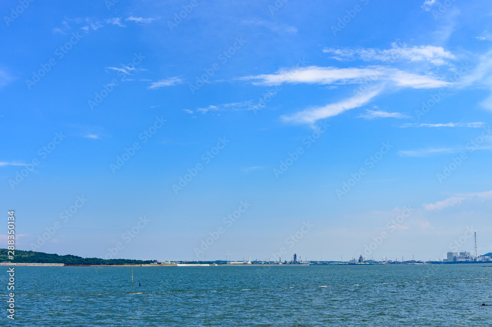 入道雲と海岸