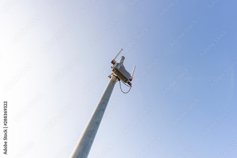 Antena wifi en la calle. Antena wifi en la calle.