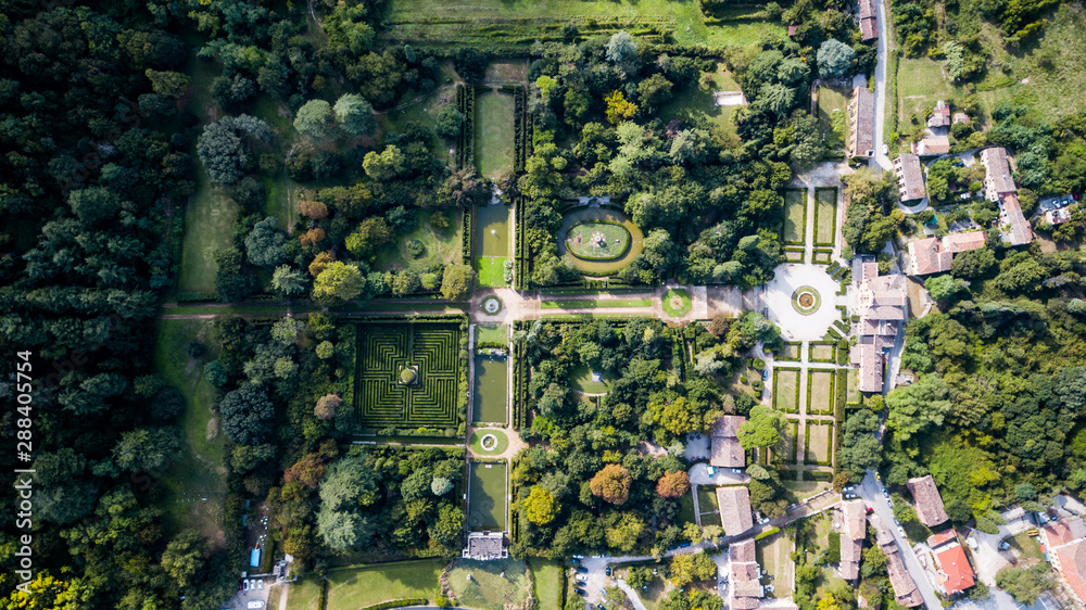 Fototapeta premium Giardino antico, Drone