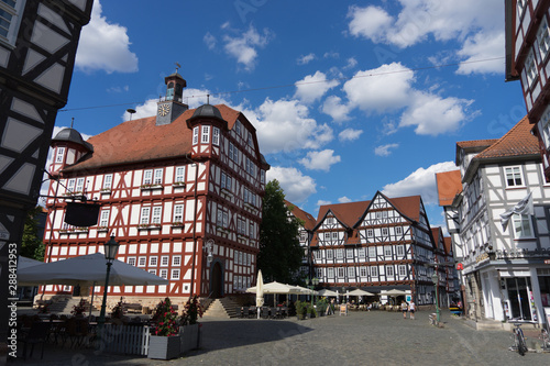 Rathaus und historische Fachwerkhäuser in Melsungen photo