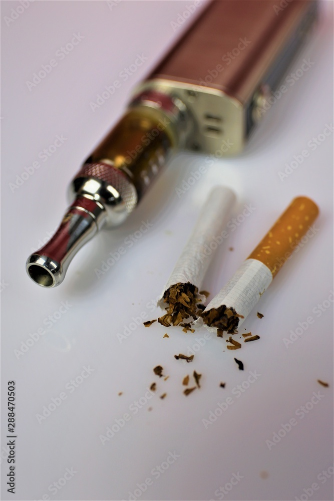 Obraz premium cigarettes and lighter
